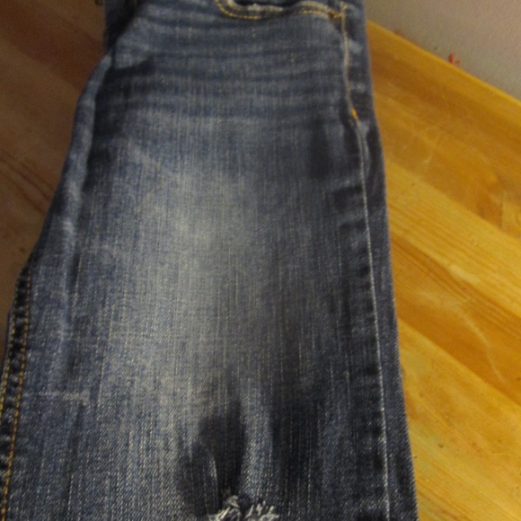 HOLLISTER JEANS.. - Picture 2 of 4